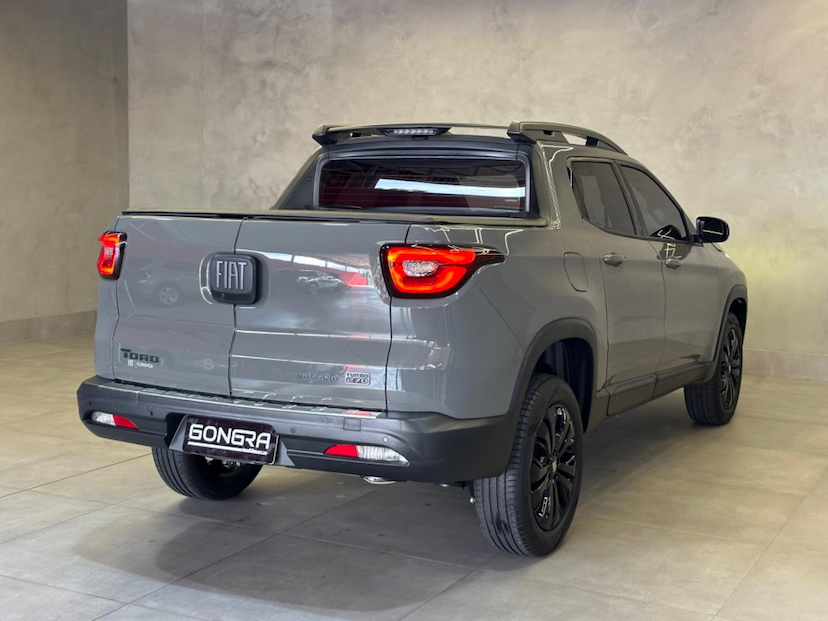 Foto do veículo FIAT TORO  1.3 TURBO 270 FLEX VOLCANO AT6 2023 25.895 KM 143.900,00