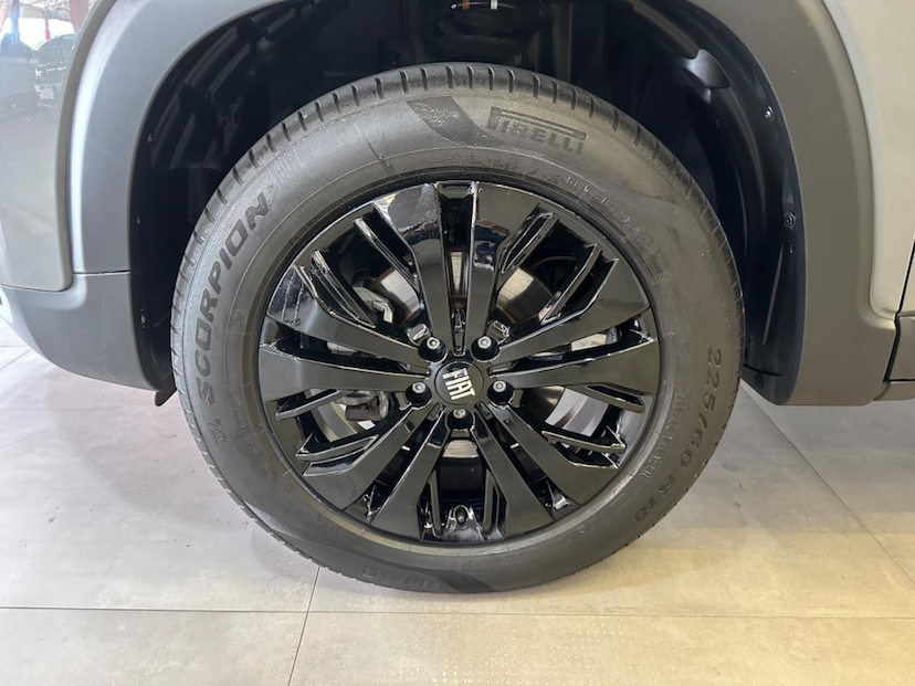 Foto do veículo FIAT TORO  1.3 TURBO 270 FLEX VOLCANO AT6 2023 25.895 KM 143.900,00