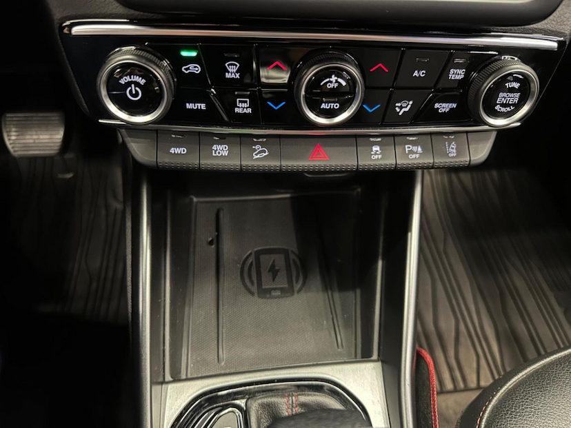 Foto do veículo FIAT TORO  ULTRA AT9 4X4 2022 78.314 KM 142.900,00