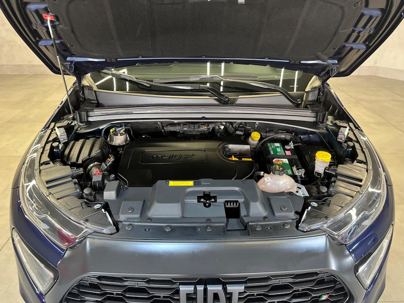 Foto do veículo FIAT TORO  ULTRA AT9 4X4 2022 78.314 KM 142.900,00