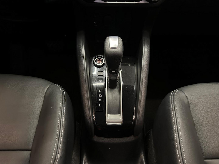 Foto do veículo NISSAN KICKS  SL CVT 2017 73.800 KM 83.900,00