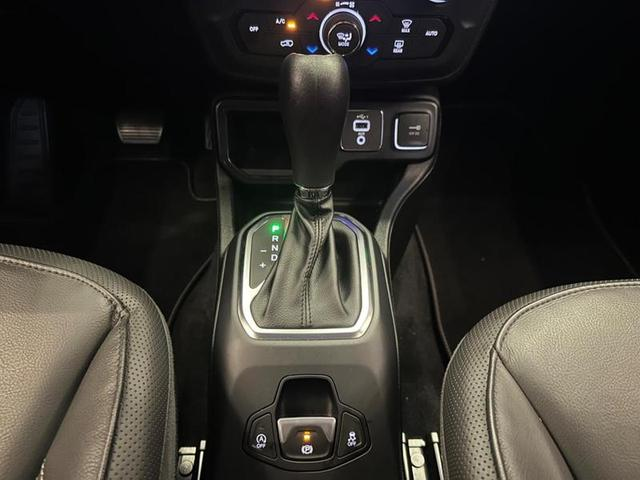 Foto do veículo JEEP RENEGADE  1.8 16V FLEX LONGITUDE 4P AUTOMATICO 2021 19.745 KM 94.900,00