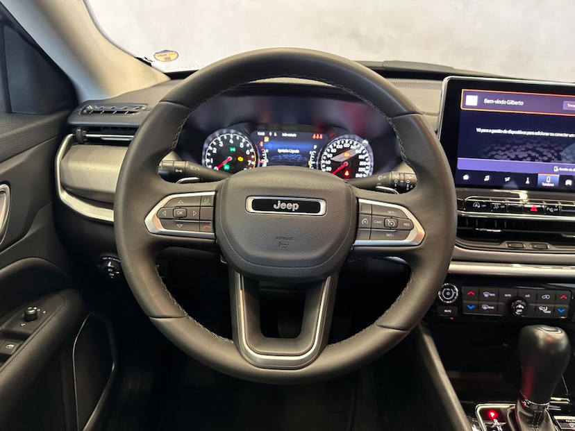 Foto do veículo JEEP COMPASS  LONG TF 2022 39.320 KM 134.900,00