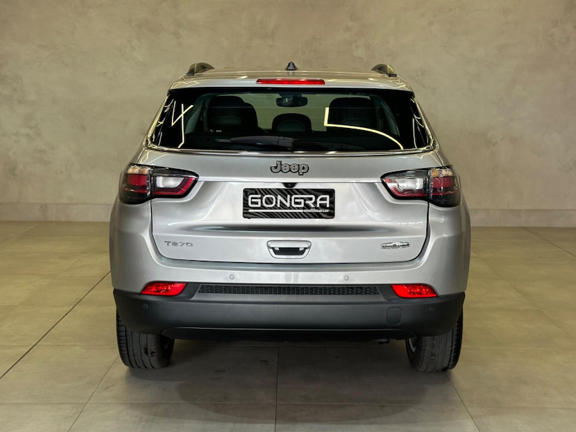 Foto do veículo JEEP COMPASS  LONG TF 2022 39.320 KM 134.900,00
