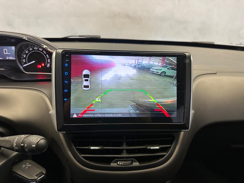 Foto do veículo PEUGEOT 2008  GRIFFE EAT6 2018 36.625 KM 69.900,00