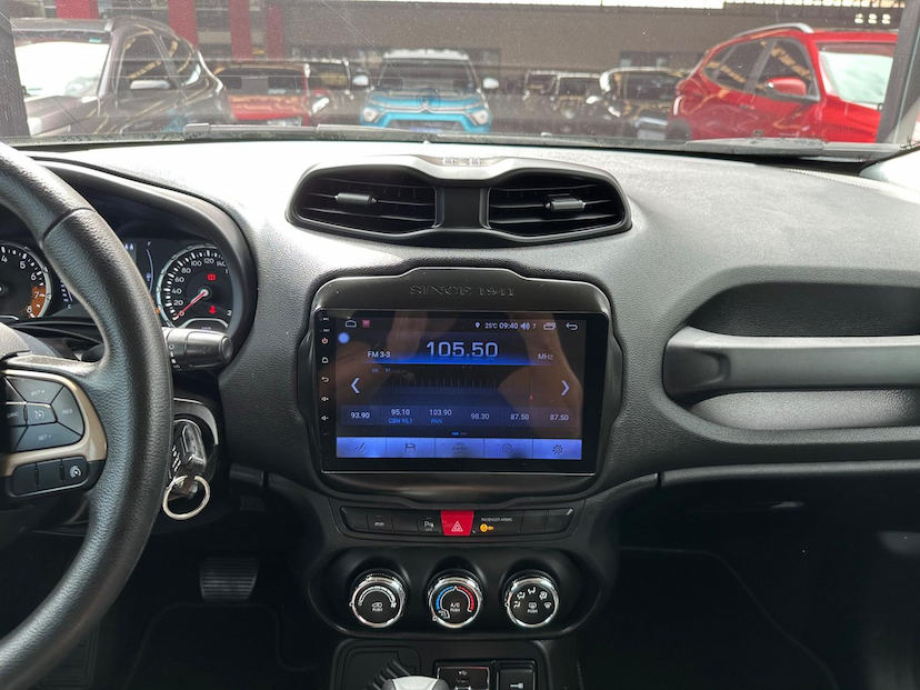 Foto do veículo JEEP RENEGADE  1.8 16V FLEX SPORT 4P AUTOMÁTICO 2018 47.415 KM 74.900,00