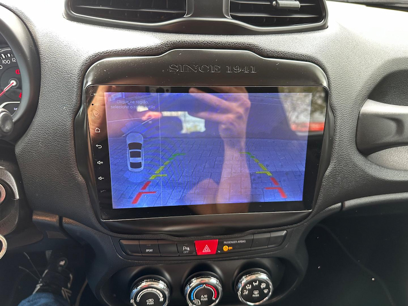 Foto do veículo JEEP RENEGADE  1.8 16V FLEX SPORT 4P AUTOMÁTICO 2018 47.415 KM 74.900,00
