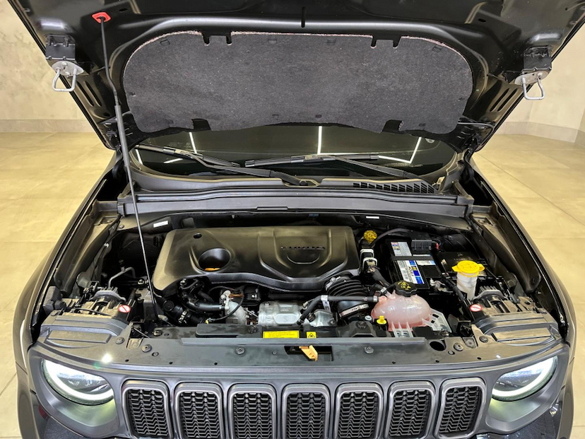 Foto do veículo JEEP RENEGADE  S T270 FLEX 4X4 2022 13.548 KM 126.900,00