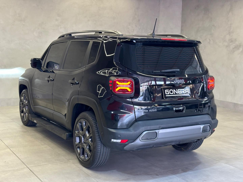 Foto do veículo JEEP RENEGADE  S T270 FLEX 4X4 2022 13.548 KM 126.900,00