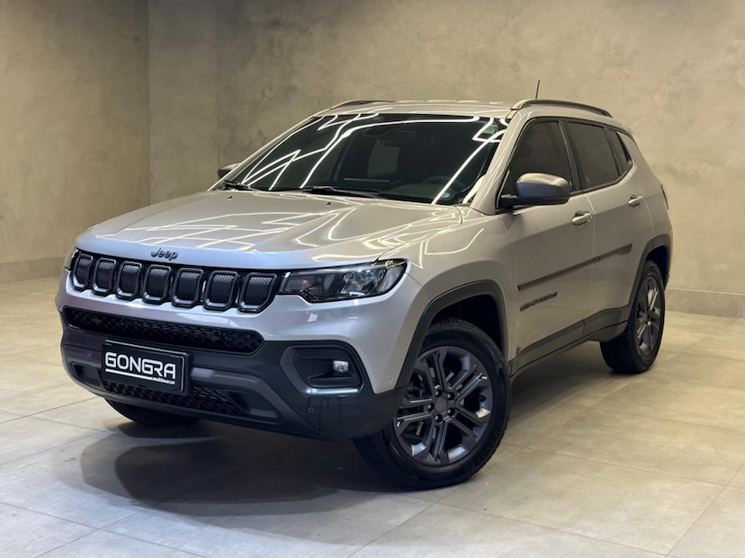 Foto do veículo JEEP COMPASS  LONGITUDE 2.0 4X4 DIES. 16V AUT 2022 43.691 KM 144.900,00