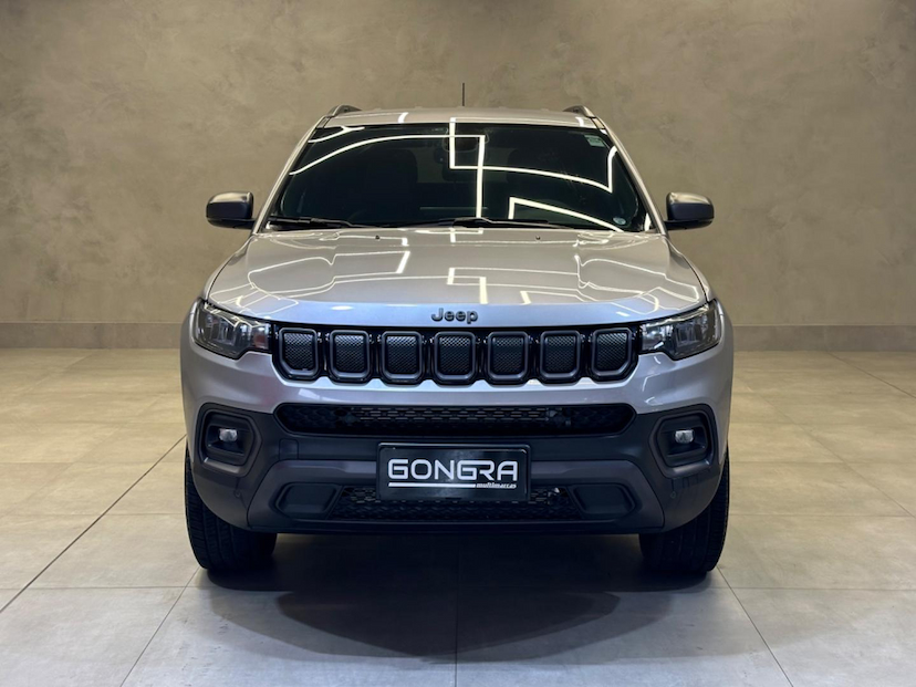 Foto do veículo JEEP COMPASS  LONGITUDE 2.0 4X4 DIES. 16V AUT 2022 43.691 KM 144.900,00