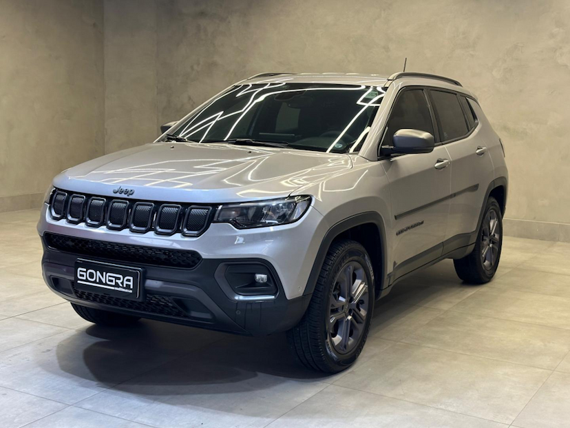 Foto do veículo JEEP COMPASS  LONGITUDE 2.0 4X4 DIES. 16V AUT 2022 43.691 KM 144.900,00