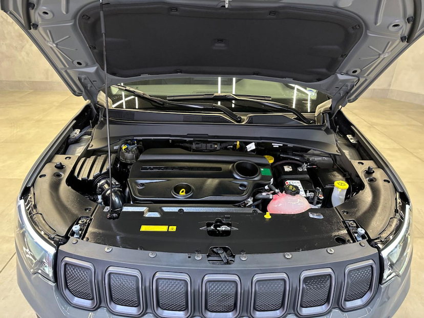 Foto do veículo JEEP COMPASS  TRAILHAWK TD350 2.0 4X4 DIE. AUT. 2023 16.725 KM 189.900,00