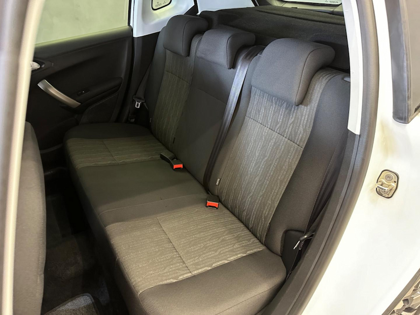 Foto do veículo PEUGEOT 2008  ALLURE EAT6 2022 38.571 KM 71.900,00