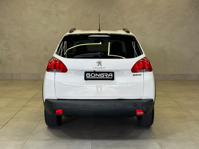 Foto do veículo PEUGEOT 2008  ALLURE EAT6 2022 38.571 KM 71.900,00