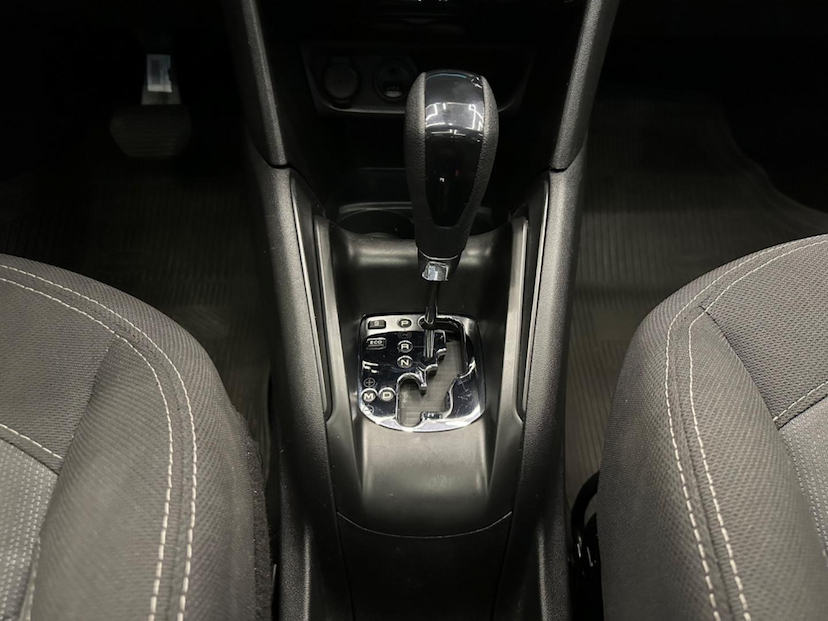 Foto do veículo PEUGEOT 208  GRIFFE AT 2017 59.986 KM 59.900,00