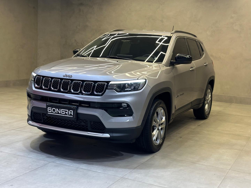 Foto do veículo JEEP COMPASS  LONG TF 2022 24.740 KM 135.900,00