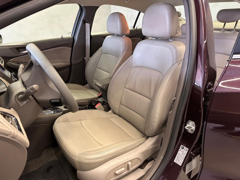 Foto do veículo CHEVROLET CRUZE CHEV  LTZ NB AT 2018 72.105 KM 92.900,00