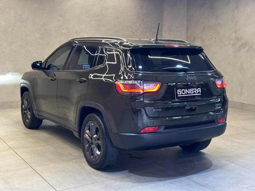 Foto do veículo JEEP COMPASS  LONG TF 2022 13.530 KM 138.900,00