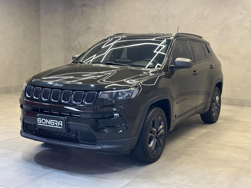 Foto do veículo JEEP COMPASS  LONG TF 2022 13.530 KM 138.900,00