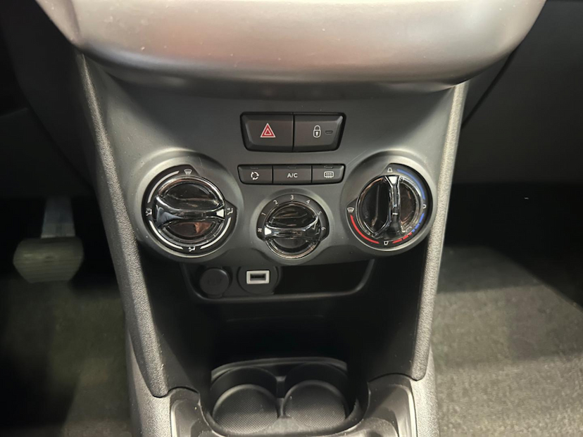 Foto do veículo PEUGEOT 2008  ALLURE PACK 1.6 FLEX 16V AUT 2024 10.260 KM 94.900,00