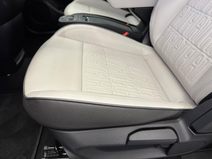 Foto do veículo FIAT 500 E ICON 2022 4.128 KM 129.900,00