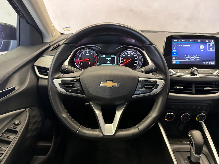 Foto do veículo CHEVROLET ONIX  PLUS 10TAT PR2 2023 17.657 KM 95.900,00