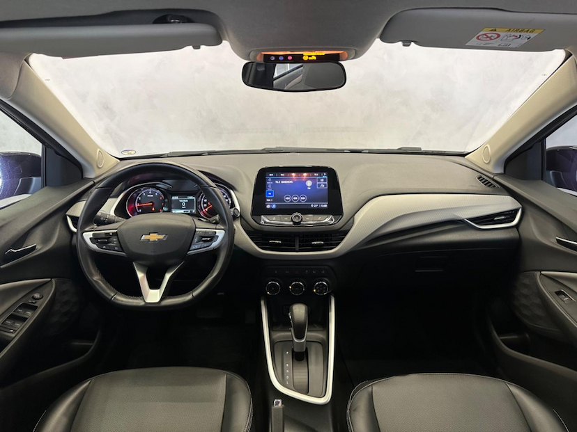 Foto do veículo CHEVROLET ONIX  PLUS 10TAT PR2 2023 17.657 KM 95.900,00