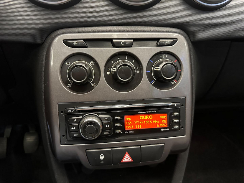 Foto do veículo CITROËN C3  90M TENDANCE 2015 115.380 KM 41.900,00