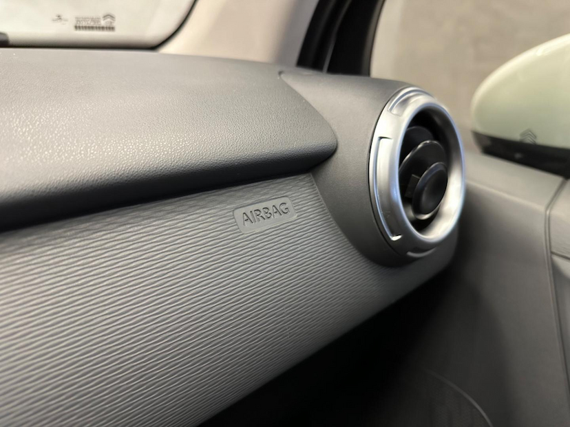Foto do veículo CITROËN C3  90M TENDANCE 2015 115.380 KM 41.900,00