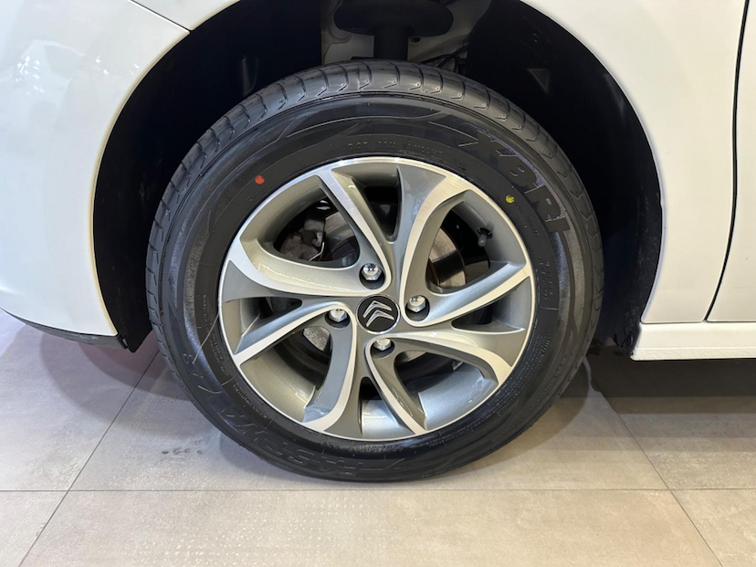 Foto do veículo CITROËN C3  90M TENDANCE 2015 115.380 KM 41.900,00