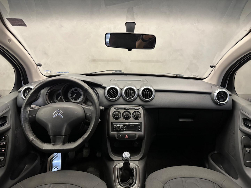 Foto do veículo CITROËN C3  90M TENDANCE 2015 115.380 KM 41.900,00