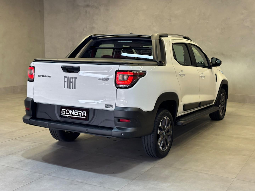 Foto do veículo FIAT STRADA  ULTRA 1.0 TURBO FLEX 2024 2.100 KM 129.900,00