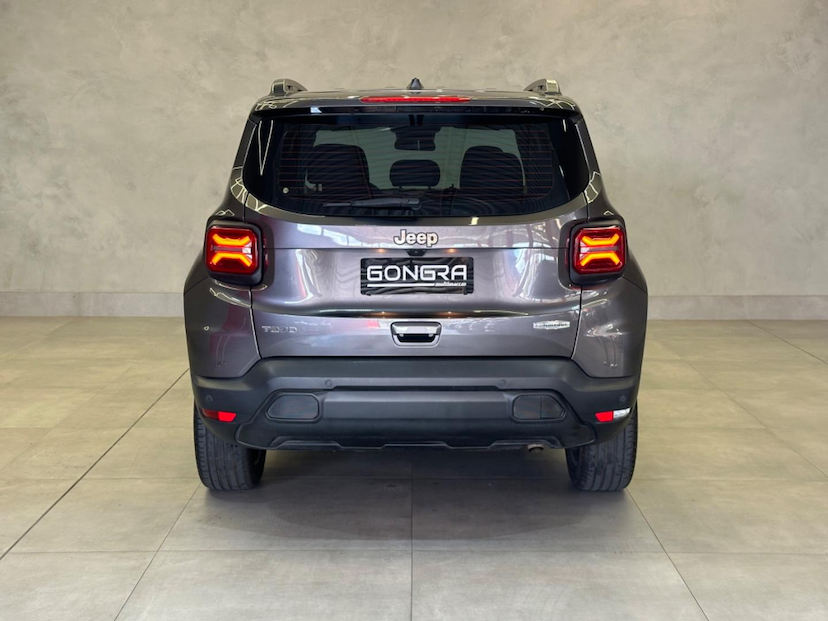 Foto do veículo JEEP RENEGADE  LONGITUDE T270 1.3 TB 4X2 FLEX AUT 2024 32.848 KM 114.900,00