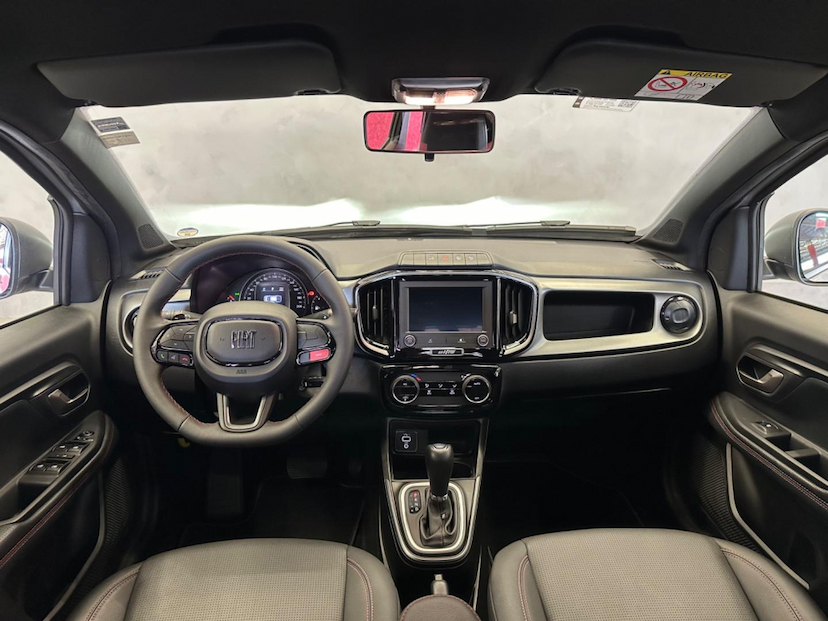 Foto do veículo FIAT STRADA  ULTRA T200AT 2024 5.931 KM 128.900,00