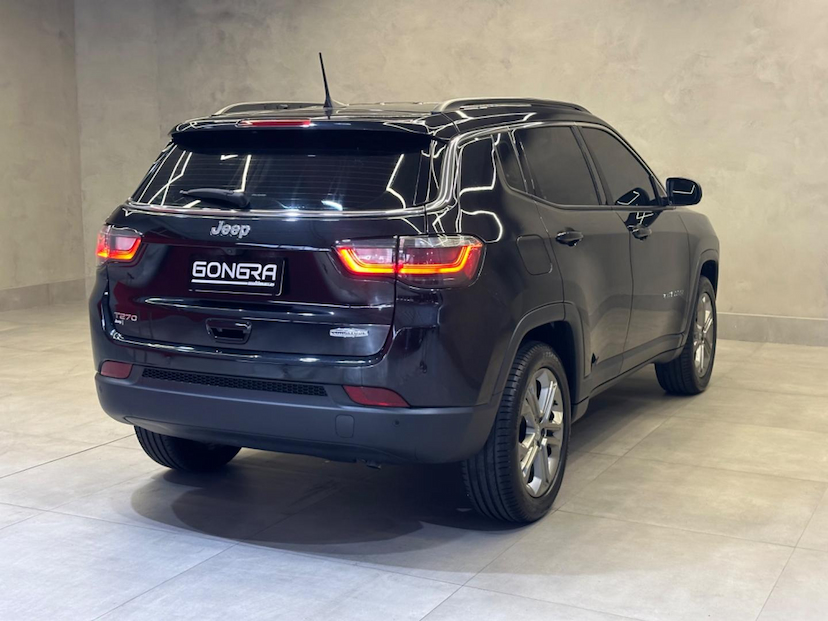 Foto do veículo JEEP COMPASS  LONG TF 2023 10.356 KM 144.900,00