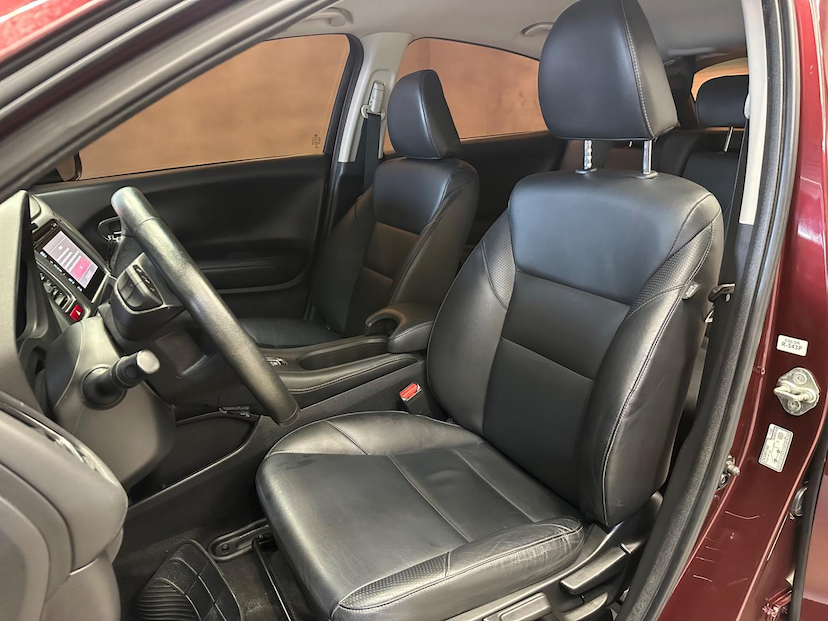 Foto do veículo HONDA HR-V HR-V TOURING 1.8 FLEXONE 16V 5P AUT 2018 88.183 KM 99.900,00
