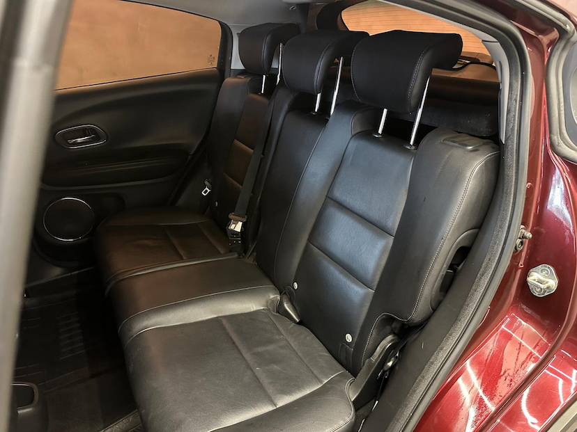 Foto do veículo HONDA HR-V HR-V TOURING 1.8 FLEXONE 16V 5P AUT 2018 88.183 KM 99.900,00