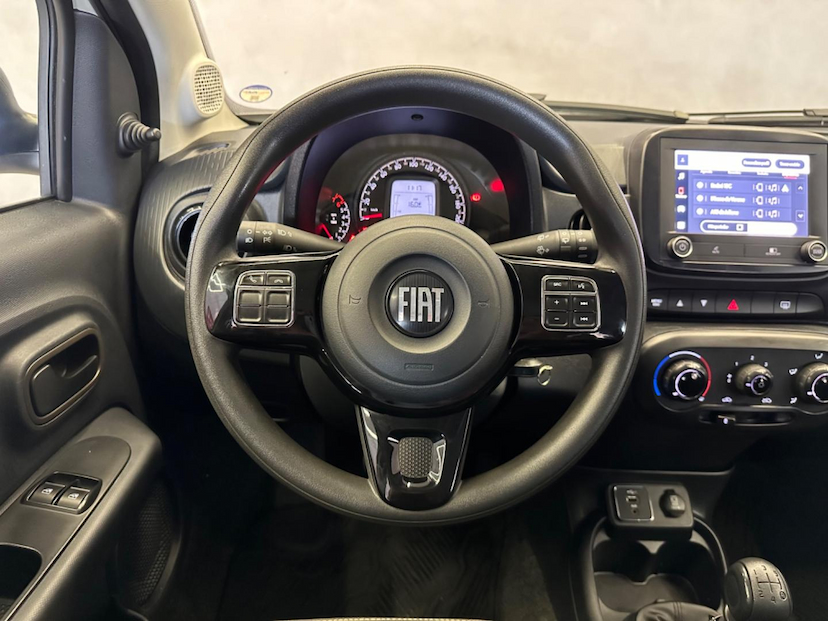 Foto do veículo FIAT MOBI  TREKKING 1.0 MT 2023 21.635 KM 62.900,00
