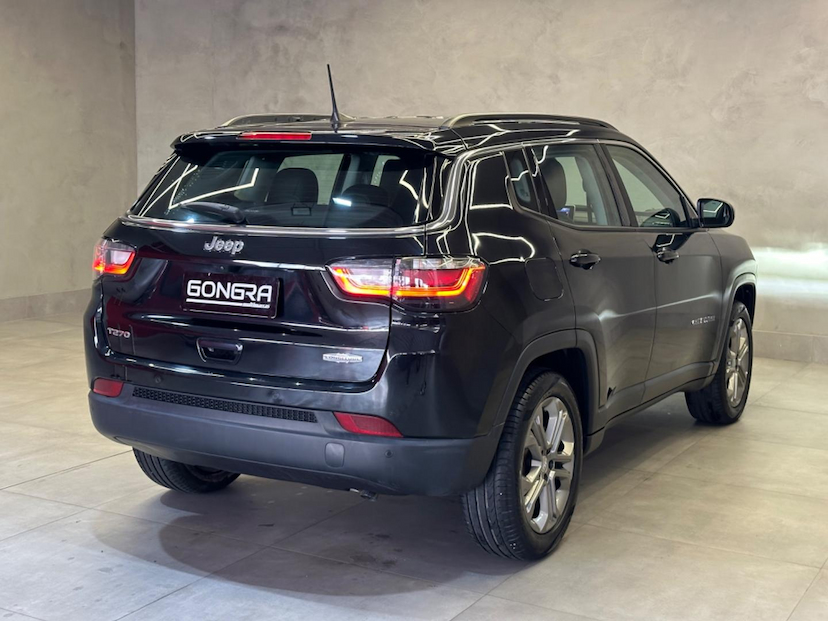 Foto do veículo JEEP COMPASS  LONG. T270 1.3 TB 4X2 FLEX AUT. 2023 20.372 KM 139.900,00