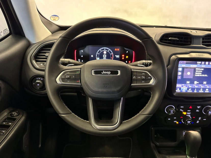 Foto do veículo JEEP RENEGADE  LGTD T270 2022 24.130 KM 114.900,00