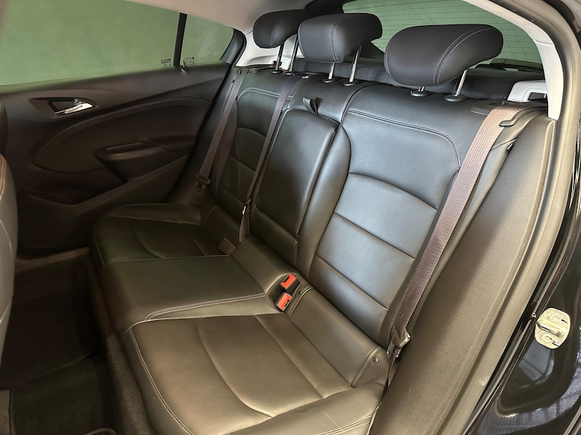 Foto do veículo CHEVROLET CRUZE  1.4 SPORT6 LT AUTOMATICO 2018 82.300 KM 85.900,00