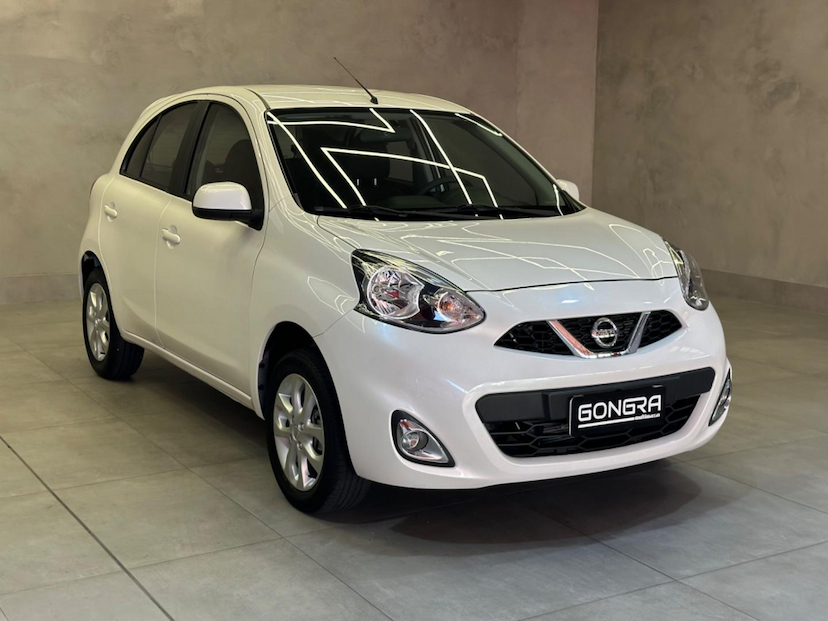 Foto do veículo NISSAN MARCH NISSAN  16SV FLEX 2018 52.989 KM 54.900,00