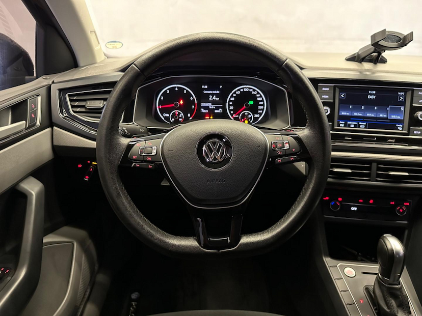 Foto do veículo VOLKSWAGEN POLO  1.0 170 TSI COMFORTLINE AUTOMÁTICO 2020 70.169 KM 79.900,00