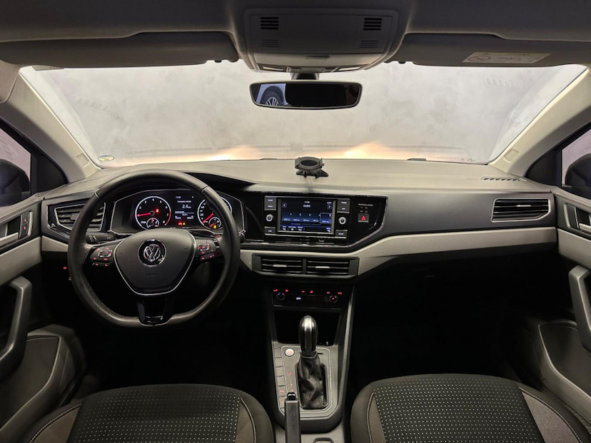 Foto do veículo VOLKSWAGEN POLO  1.0 170 TSI COMFORTLINE AUTOMÁTICO 2020 70.169 KM 79.900,00