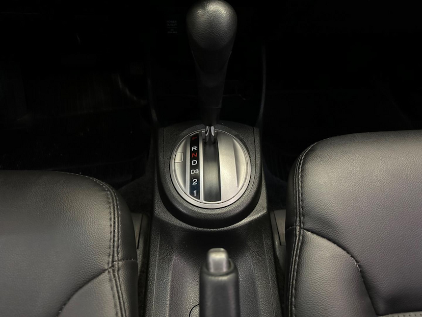 Foto do veículo HONDA FIT  LXL-CVT 1.4 8V 2012 99.800 KM 52.900,00