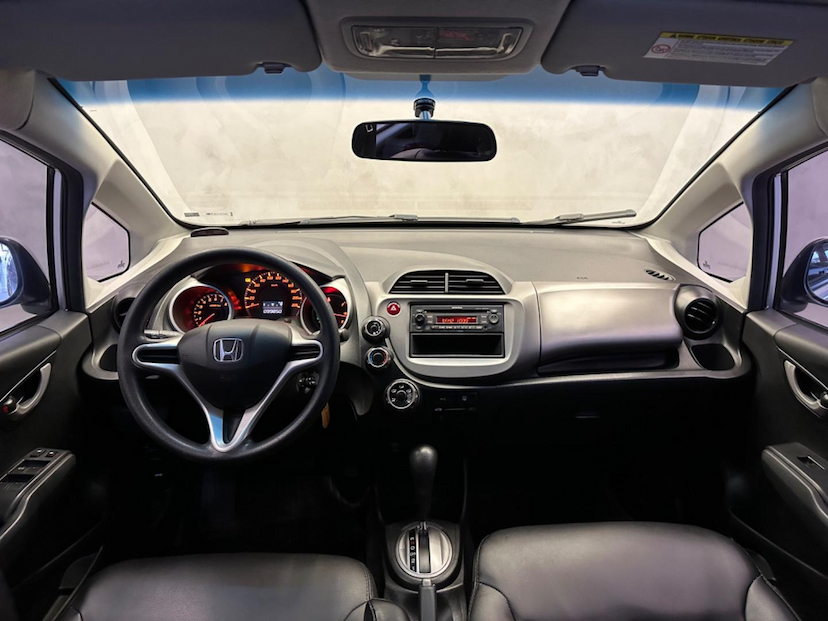 Foto do veículo HONDA FIT  LXL-CVT 1.4 8V 2012 99.800 KM 52.900,00
