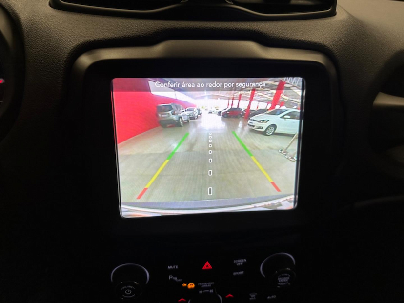 Foto do veículo JEEP RENEGADE  LONGITUDE 1.8 FLEX AUTOMATICO 2021 40.806 KM 92.900,00
