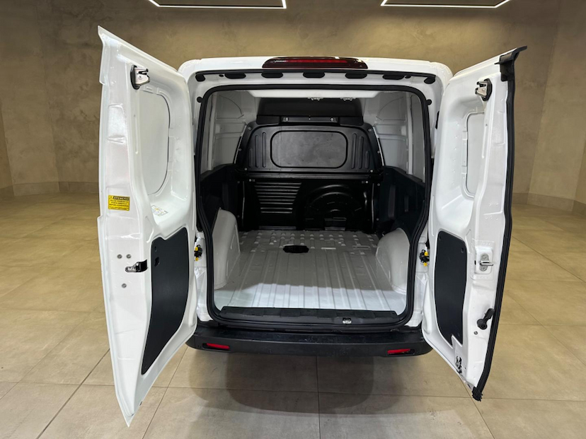 Foto do veículo FIAT FIORINO  ENDURANCE 2024 22.224 KM 98.900,00