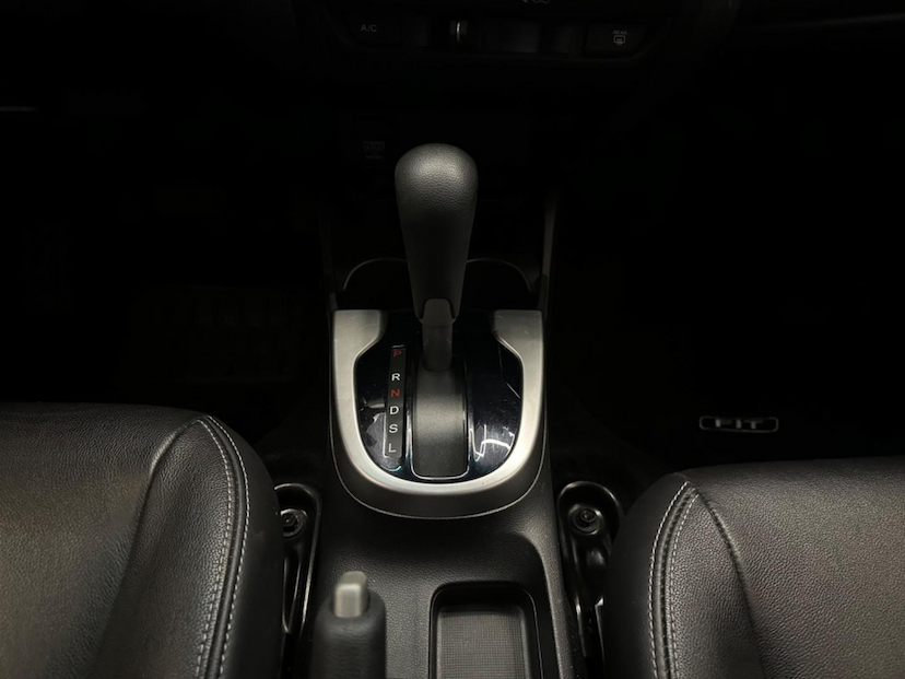 Foto do veículo HONDA FIT  LX CVT 2017 84.338 KM 72.900,00
